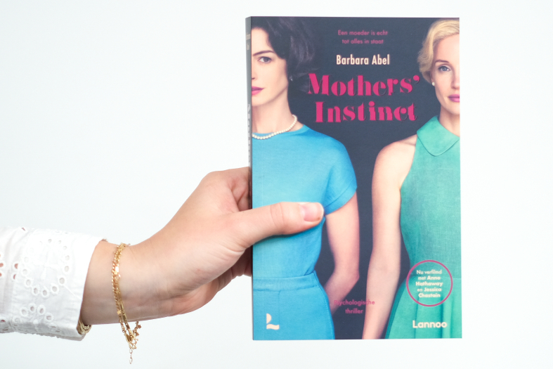 mothers' instinct boek cover